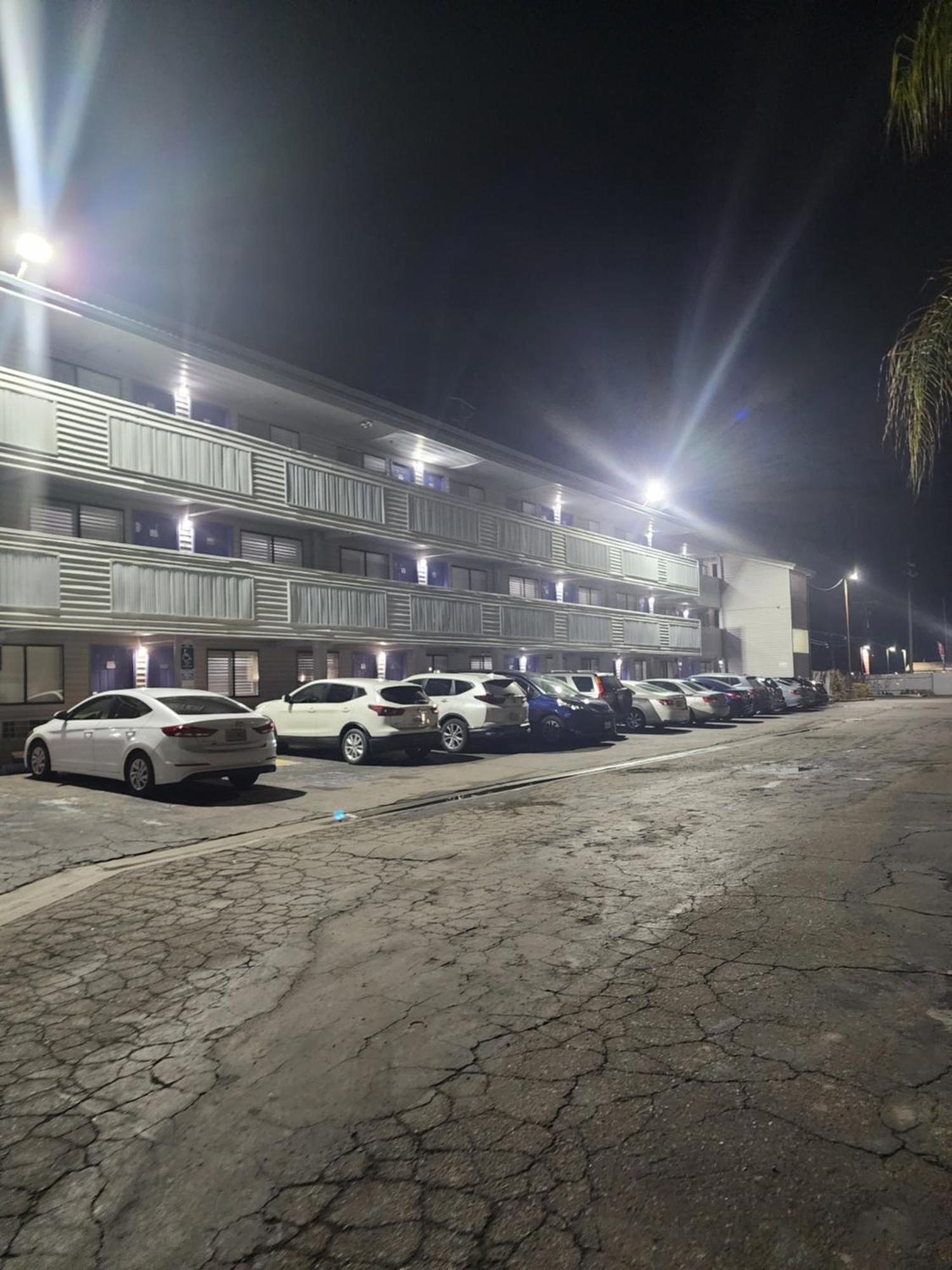 Budget Inn Corcoran Exterior foto